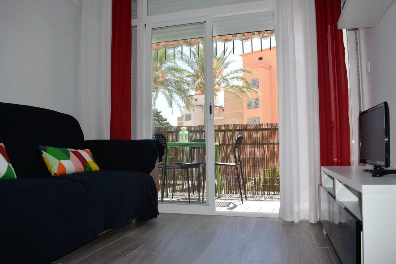 Apartamento Flamingo Beach 贝纳尔马德纳 外观 照片
