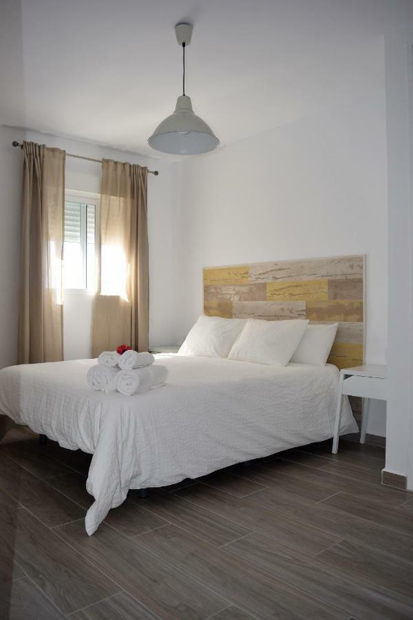 Apartamento Flamingo Beach 贝纳尔马德纳 外观 照片