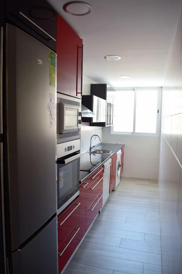 Apartamento Flamingo Beach 贝纳尔马德纳 外观 照片
