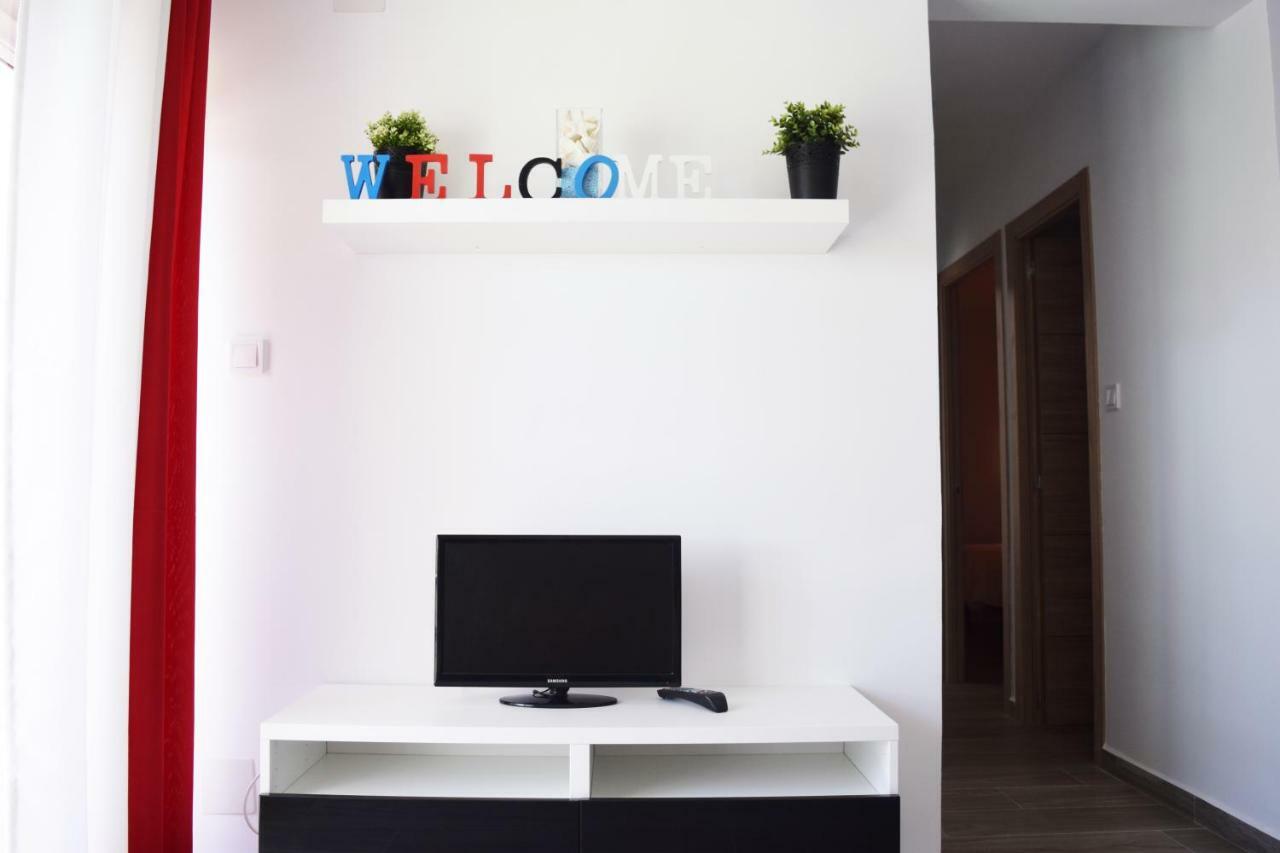 Apartamento Flamingo Beach 贝纳尔马德纳 外观 照片